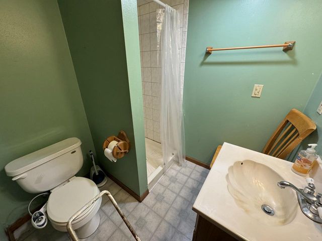 4710 W Sumac PLACE, Milwaukee, WI 53219
