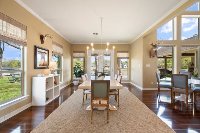 305 Canal Street, Corsicana, TX 75109