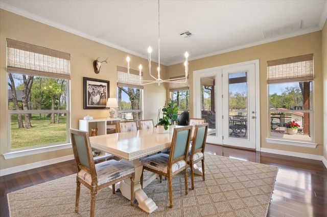 305 Canal Street, Corsicana, TX 75109