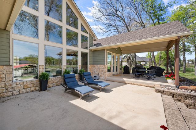 305 Canal Street, Corsicana, TX 75109