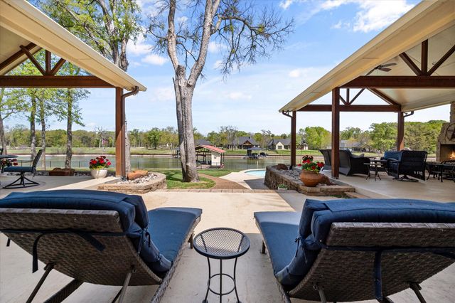 305 Canal Street, Corsicana, TX 75109