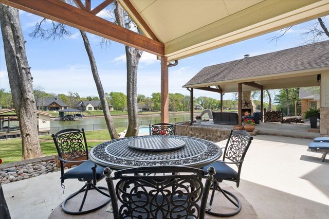 305 Canal Street, Corsicana, TX 75109