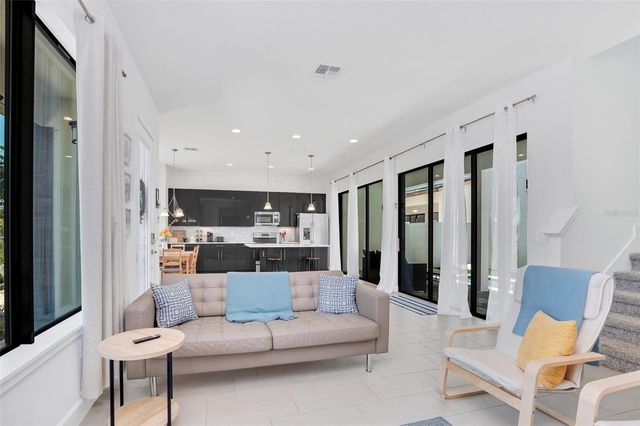 407 VILLA DOMANI WAY, Davenport, FL 33896