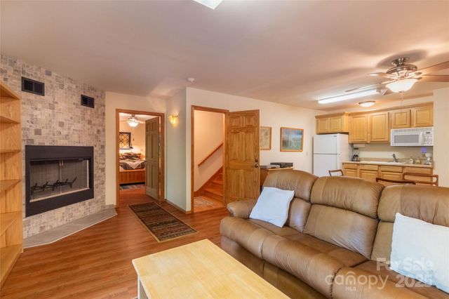 300 Sweet Birch Lane, Tuckasegee, NC 28783