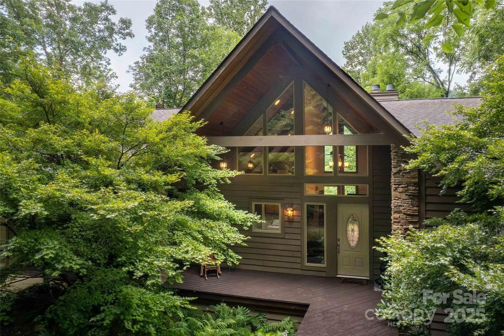 300 Sweet Birch Lane, Tuckasegee, NC 28783