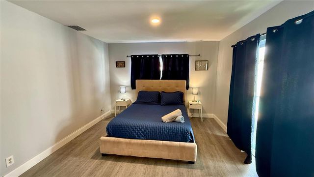 8231 SW 9th Street, North Lauderdale, FL 33068
