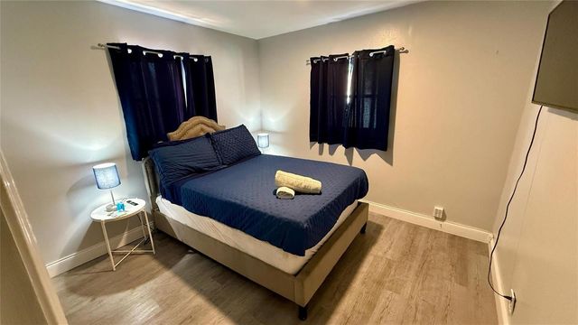 8231 SW 9th Street, North Lauderdale, FL 33068
