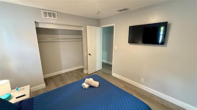 8231 SW 9th Street, North Lauderdale, FL 33068