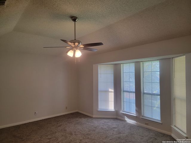 1406 LIGHTSTONE DR, San Antonio, TX 78258