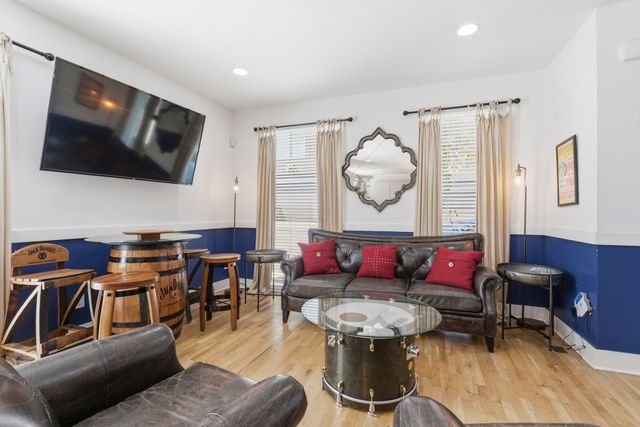 2807 Delaware Ave Apt 306, Nashville, TN 37209