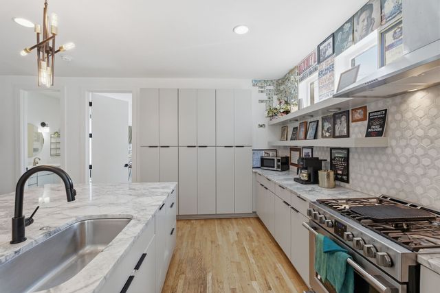 2807 Delaware Ave Apt 306, Nashville, TN 37209