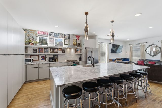 2807 Delaware Ave Apt 306, Nashville, TN 37209