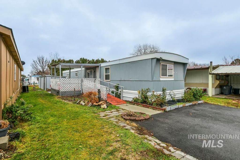 1401 W Flamingo 80, Nampa, ID 83651