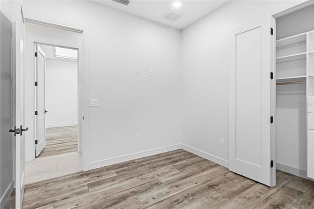 104 S MAKI ROAD, Plant City, FL 33563