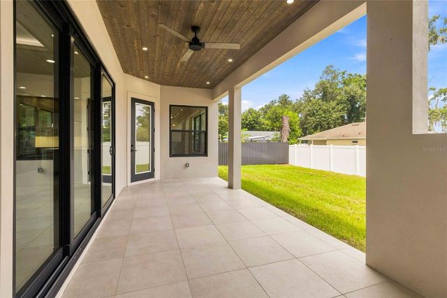 104 S MAKI ROAD, Plant City, FL 33563