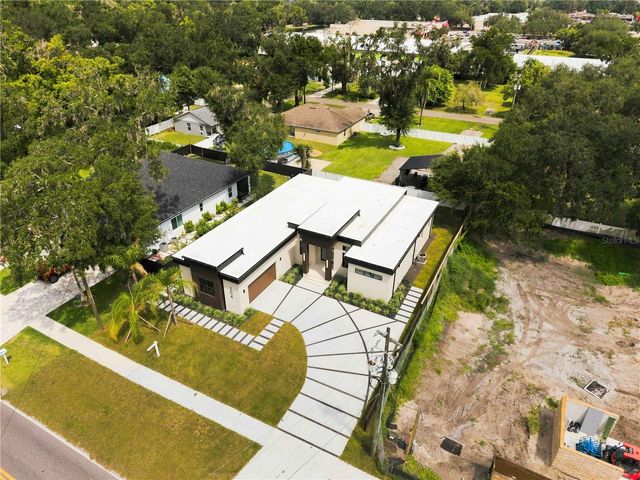 104 S MAKI ROAD, Plant City, FL 33563