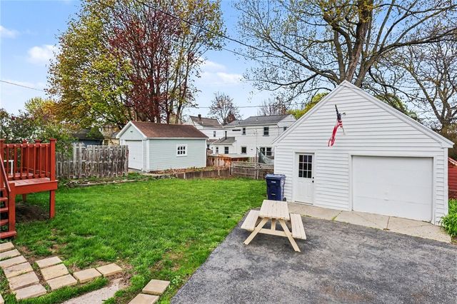 108 Point Pleasant Road, Irondequoit, NY 14622
