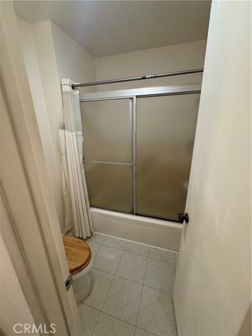 8535 W West Knoll 202, West Hollywood, CA 90069