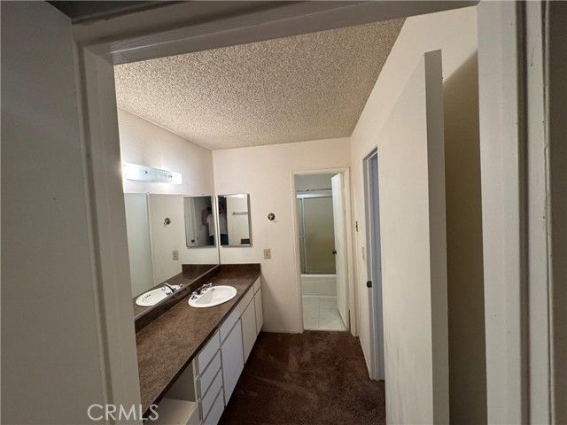 8535 W West Knoll 202, West Hollywood, CA 90069