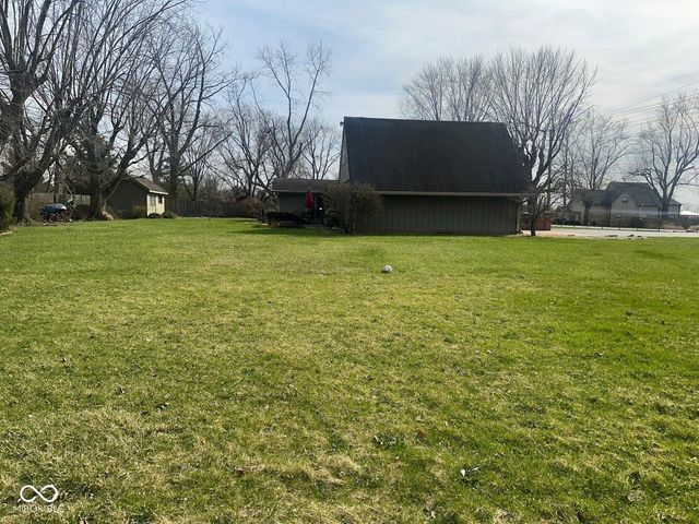 5629 Gray Road, Indianapolis, IN 46237