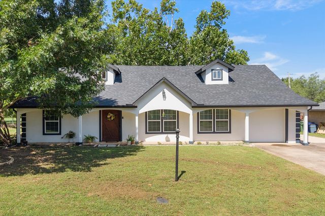 119 N Willow Street, Mansfield, TX 76063