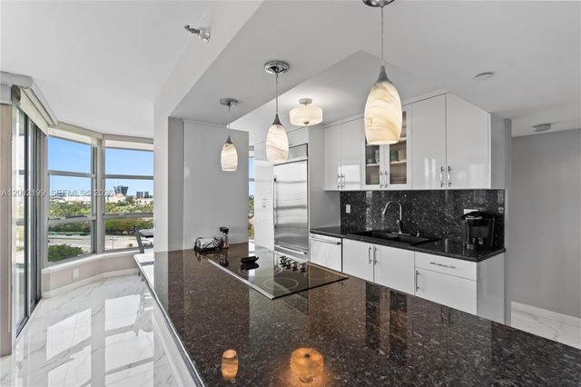 3500 Mystic Pointe Drive 1403, Aventura, FL 33180