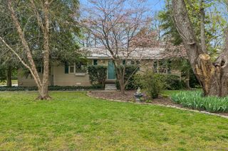 1003 Lawndale Dr, Murfreesboro, TN 37129