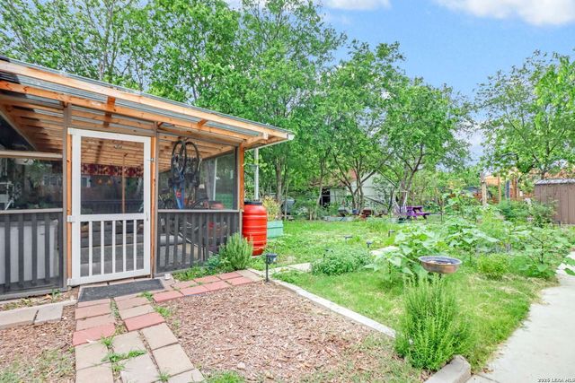 1721 W MISTLETOE AVE, San Antonio, TX 78201