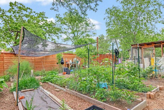 1721 W MISTLETOE AVE, San Antonio, TX 78201