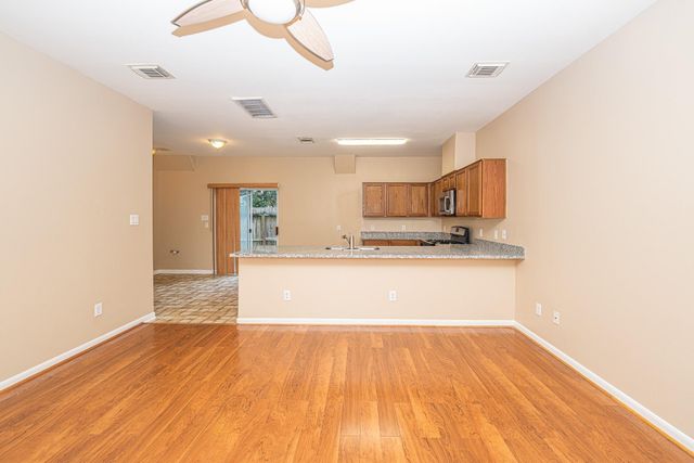 2212 Naomi Street, Houston, TX 77054
