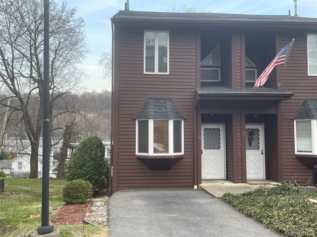 15 Davids Lane, Ossining, NY 10562