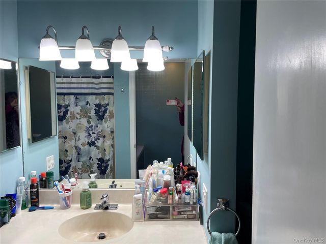 15 Davids Lane, Ossining, NY 10562