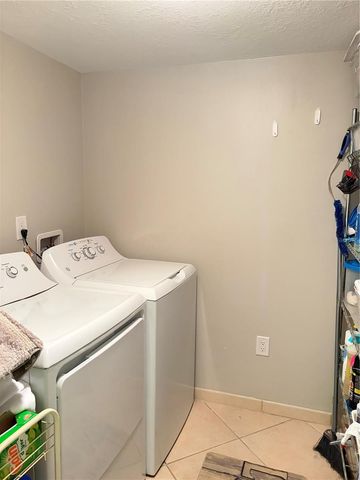 1225 PINE RIDGE CIRCLE W C1, Tarpon Springs, FL 34688