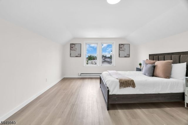240 W End Ave, Newark City, NJ 07106