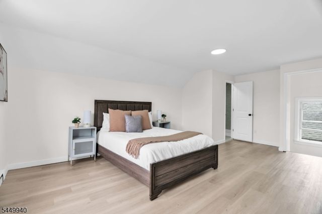 240 W End Ave, Newark City, NJ 07106