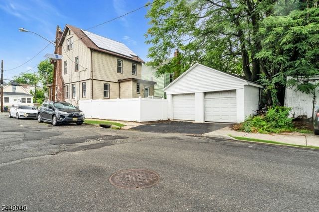 240 W End Ave, Newark City, NJ 07106