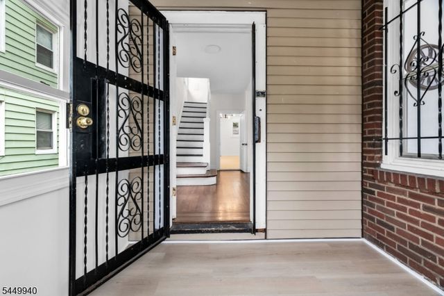 240 W End Ave, Newark City, NJ 07106