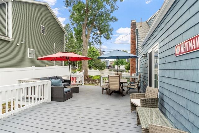 105 Whitman Ave, Melrose, MA 02176