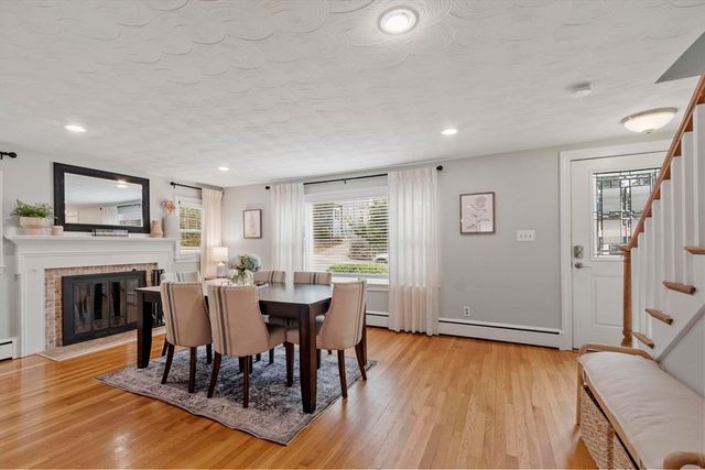 105 Whitman Ave, Melrose, MA 02176