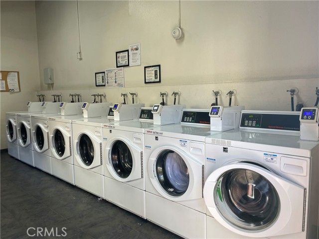 1000 W Macarthur Boulevard 87, Santa Ana, CA 92707