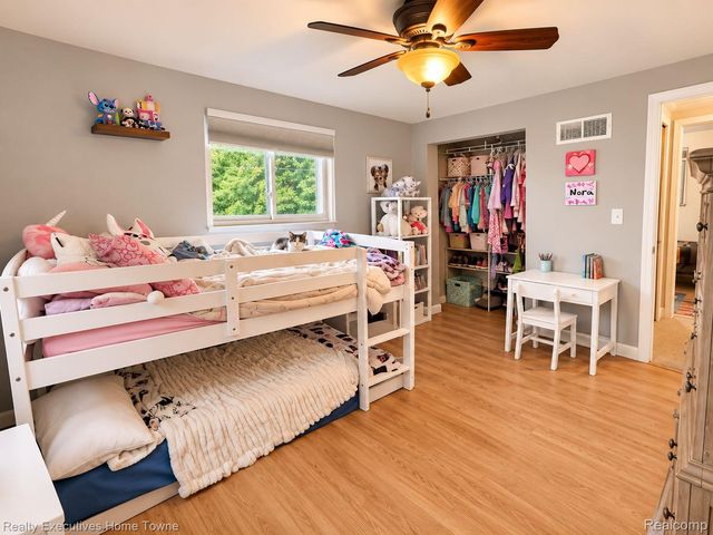 2616 Palms Road, Columbus Township, MI 48063