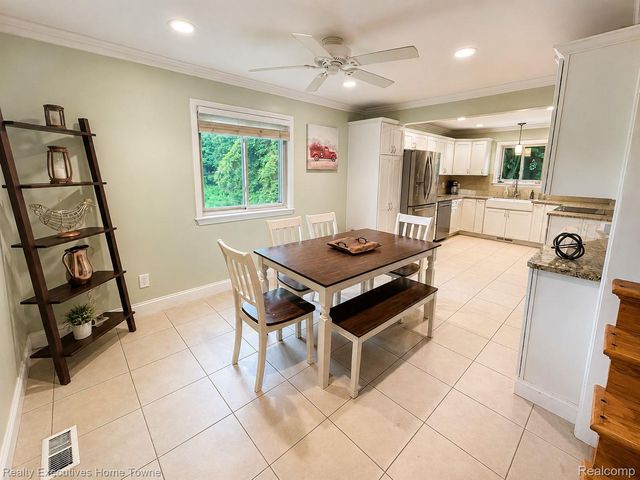 2616 Palms Road, Columbus Township, MI 48063