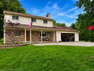 2616 Palms Road, Columbus Township, MI 48063