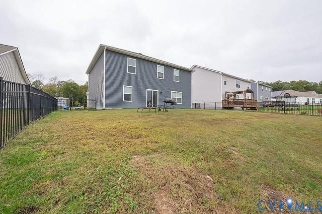 7651 Lovegrass Ter, New Kent, VA 23124