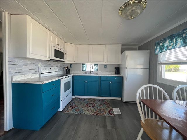 1360 IBIS DRIVE, Englewood, FL 34224