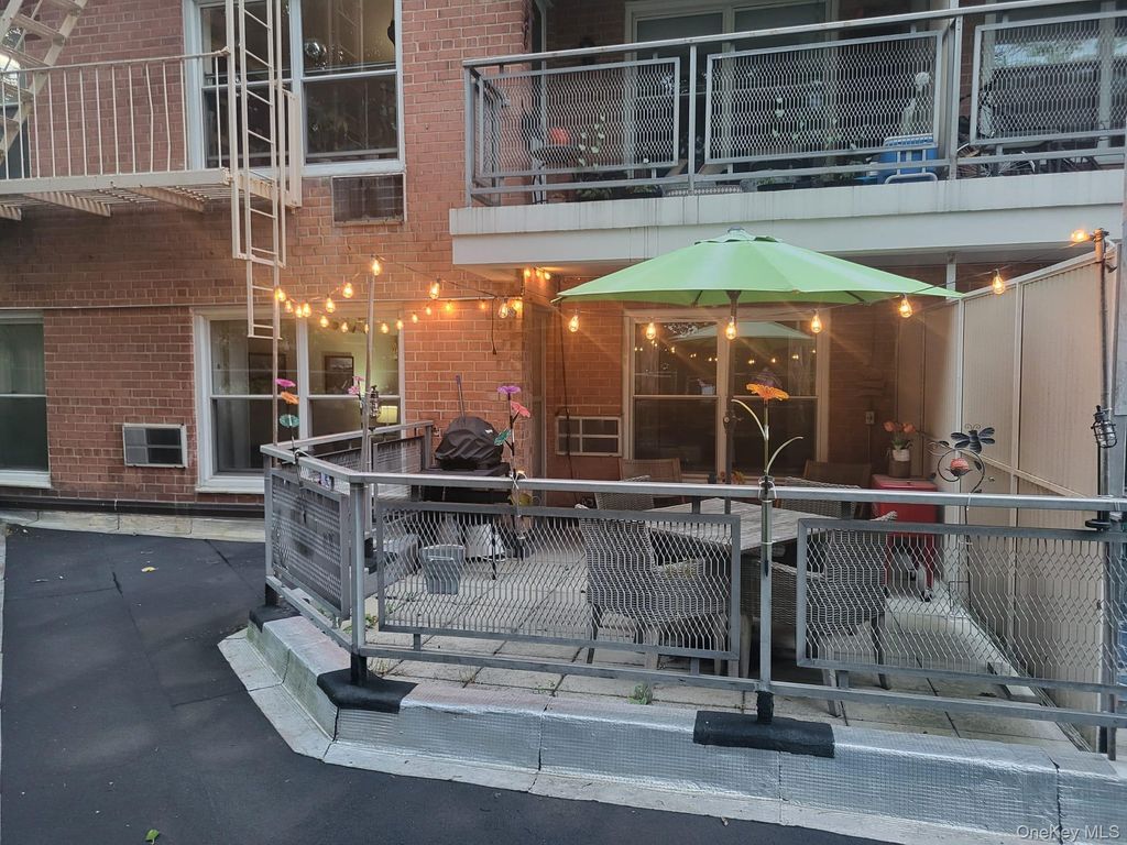 177 E HARTSDALE AVENUE 2U, Hartsdale, NY 10530