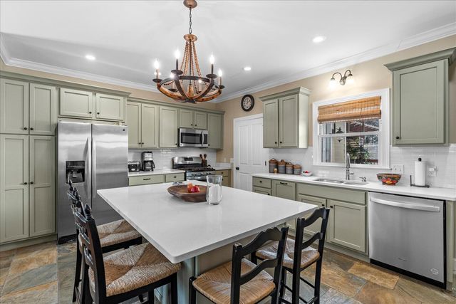 1212 Dartmouth Street, Chattanooga, TN 37405