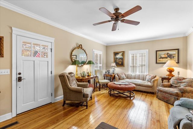 1212 Dartmouth Street, Chattanooga, TN 37405