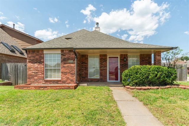 1001 SW 24th Street, Moore, OK 73170