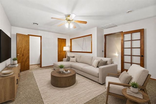 1001 SW 24th Street, Moore, OK 73170